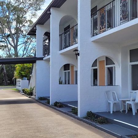 Tower Court Motel - Adults Only Haven Hervey Bay Extérieur photo