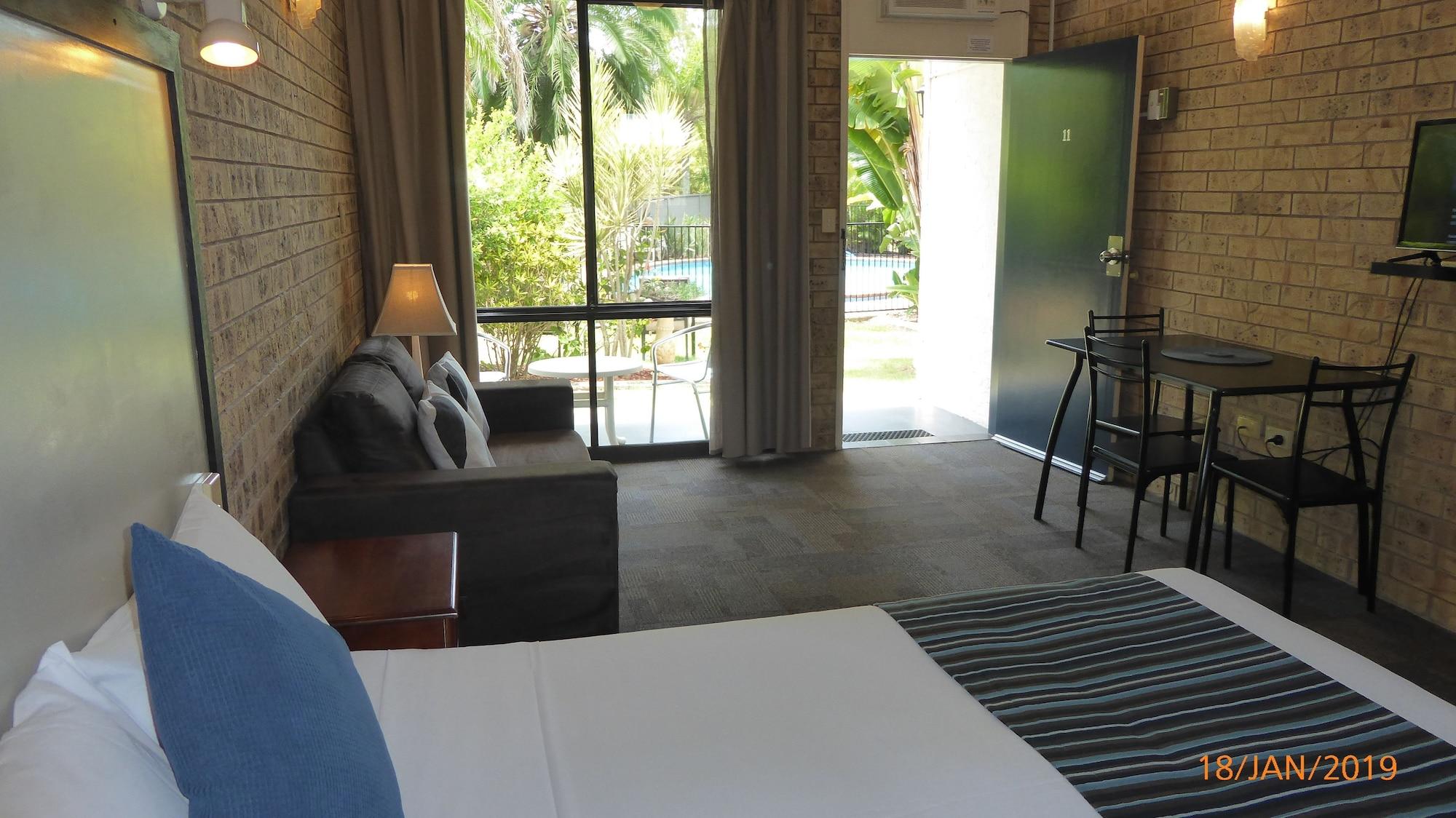 Tower Court Motel - Adults Only Haven Hervey Bay Extérieur photo