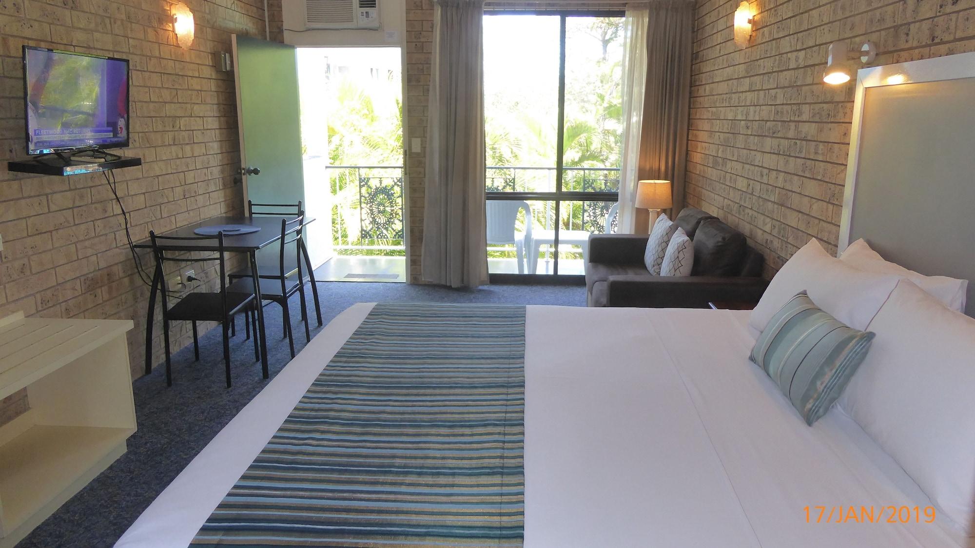 Tower Court Motel - Adults Only Haven Hervey Bay Extérieur photo