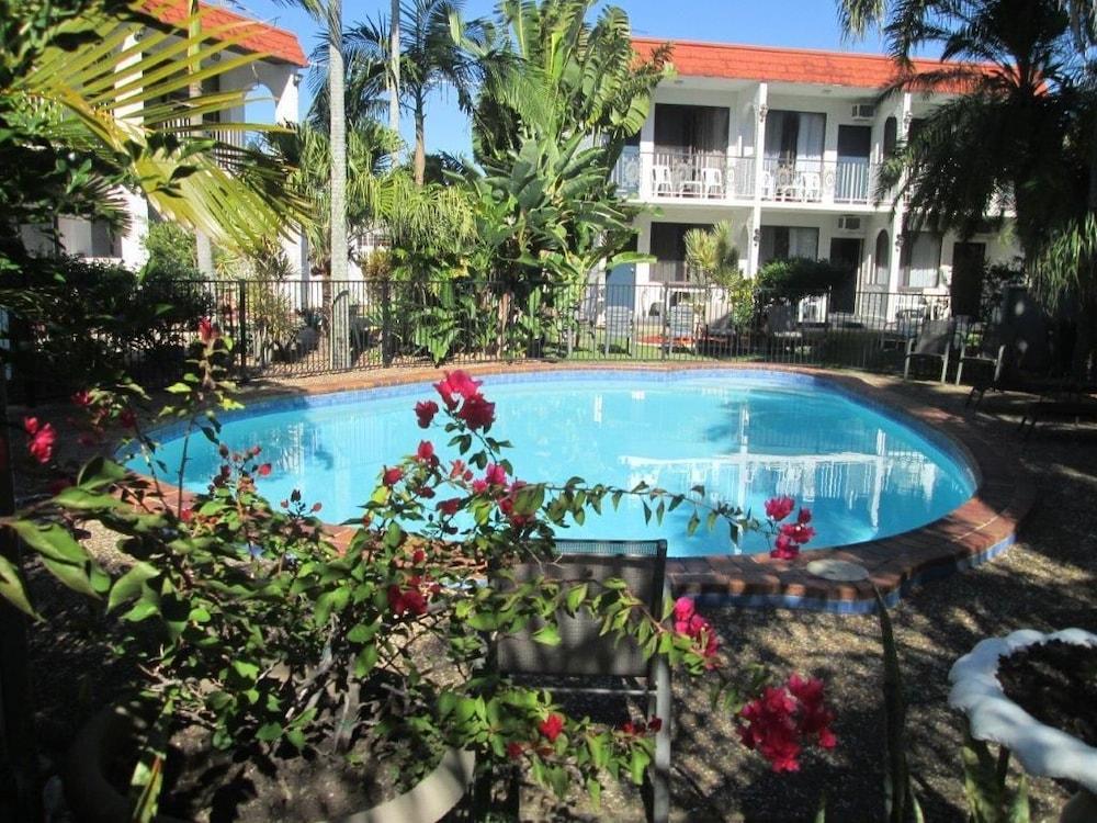 Tower Court Motel - Adults Only Haven Hervey Bay Extérieur photo