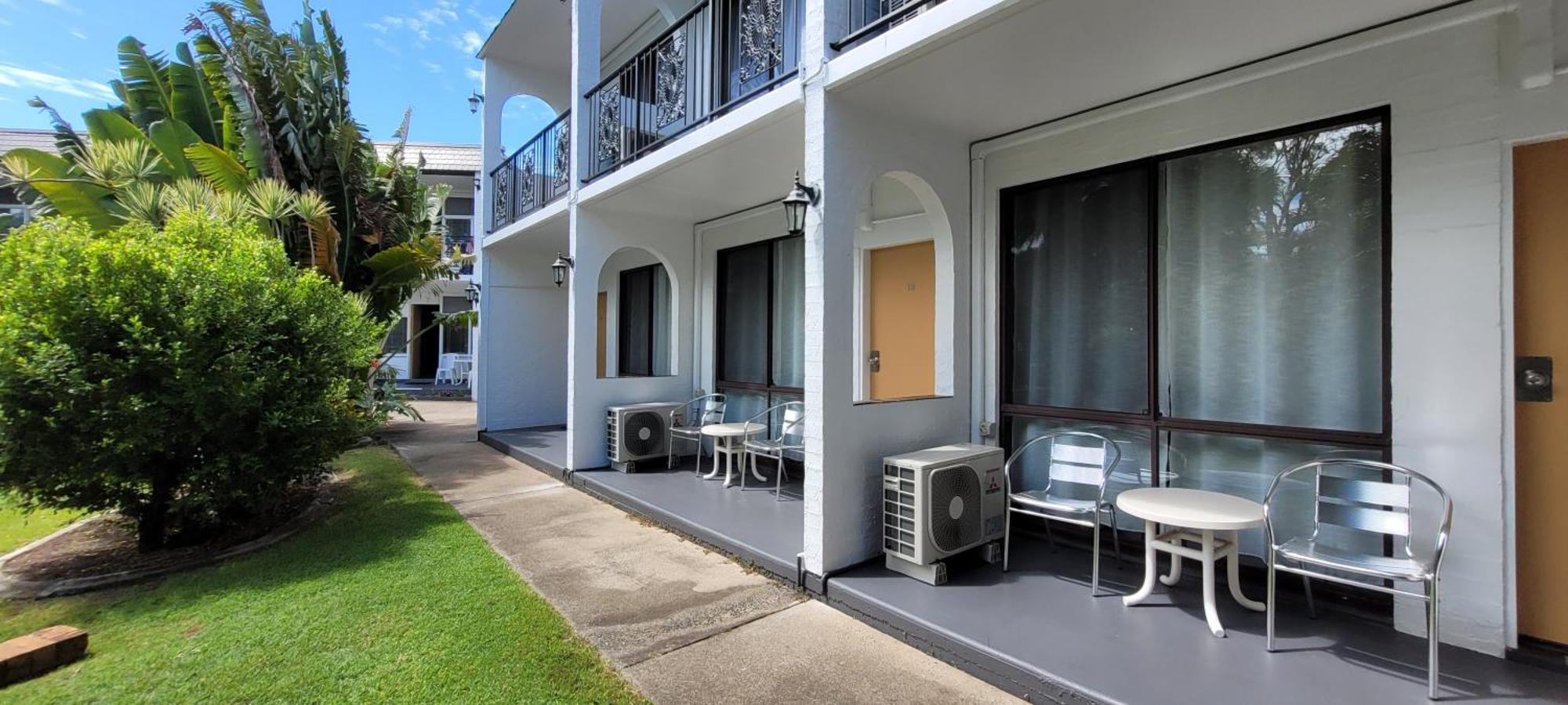 Tower Court Motel - Adults Only Haven Hervey Bay Extérieur photo