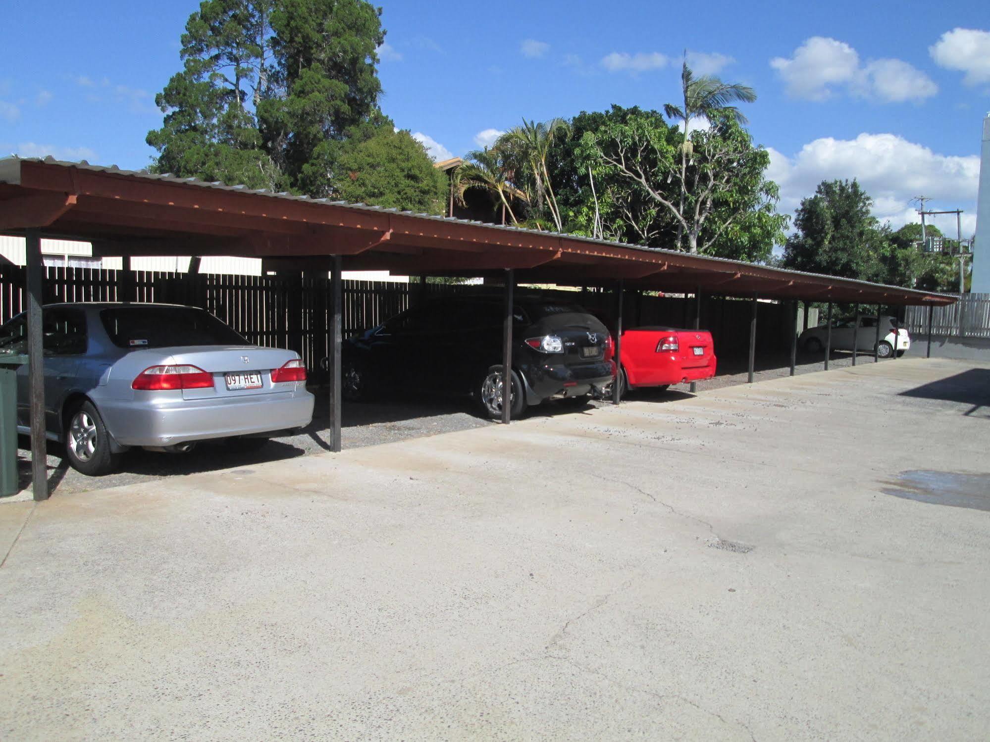 Tower Court Motel - Adults Only Haven Hervey Bay Extérieur photo