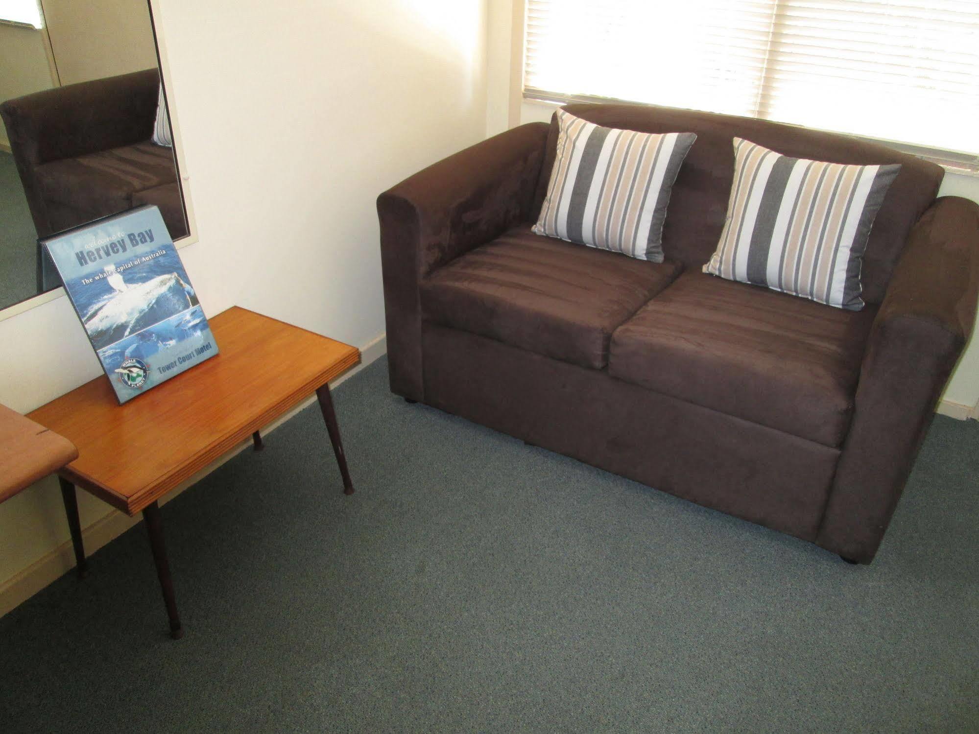 Tower Court Motel - Adults Only Haven Hervey Bay Extérieur photo