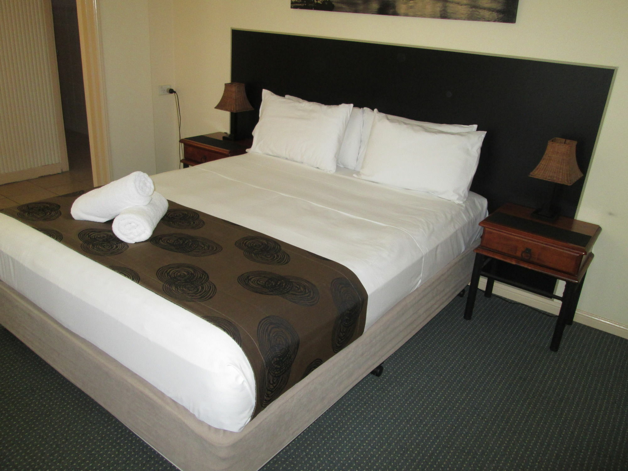 Tower Court Motel - Adults Only Haven Hervey Bay Extérieur photo